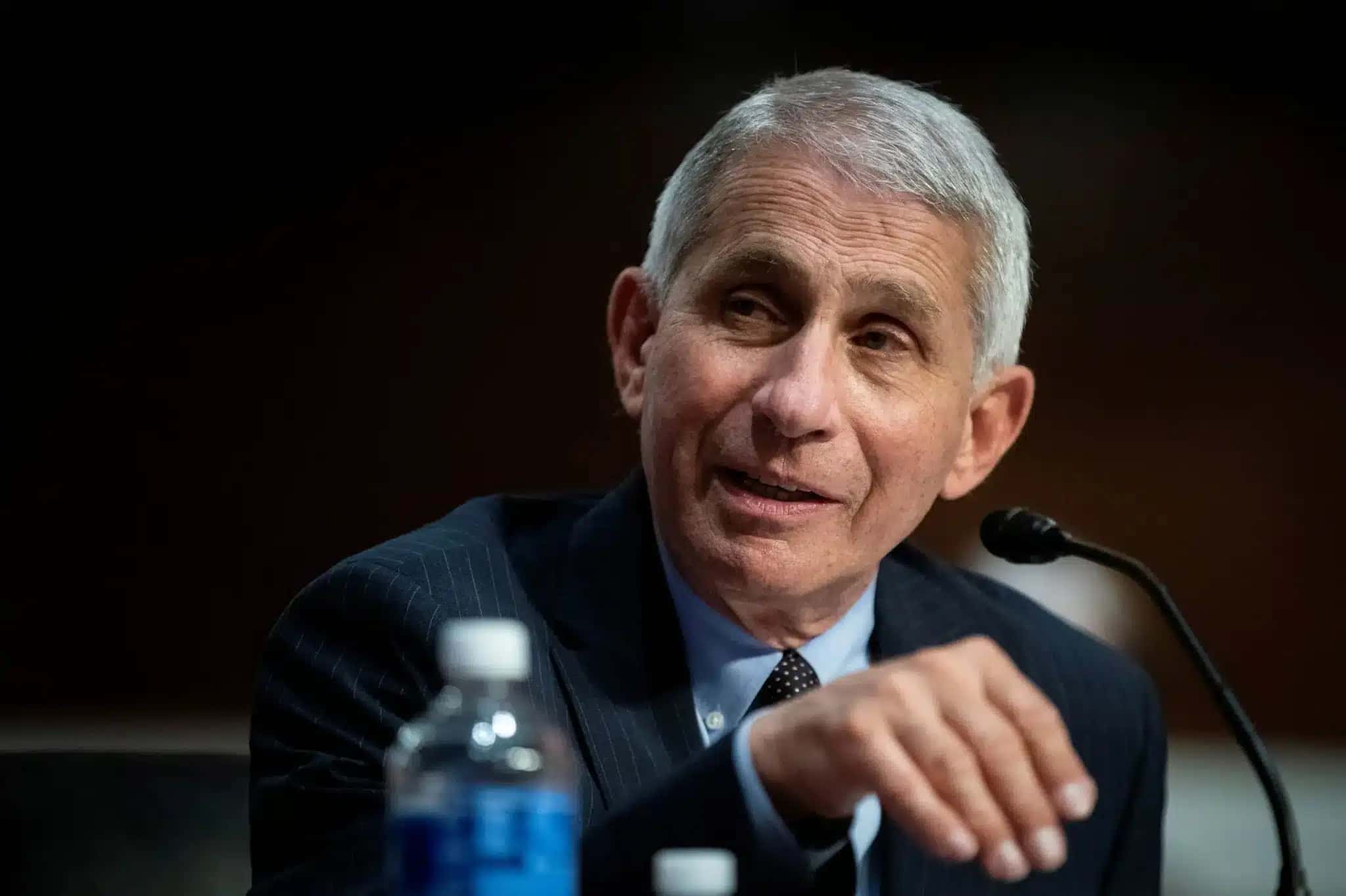 Anthony Fauci fala durante audiência no Senado dos EUA