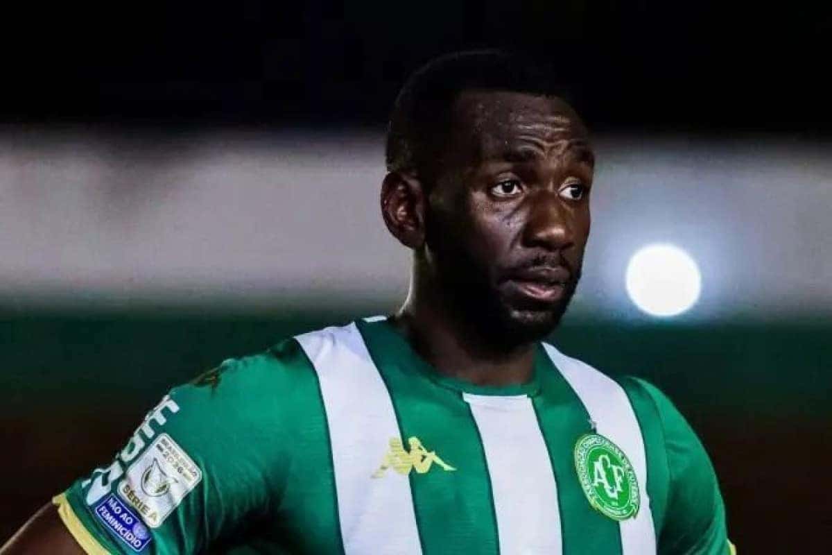 Bolasie em ação pela Chapecoense