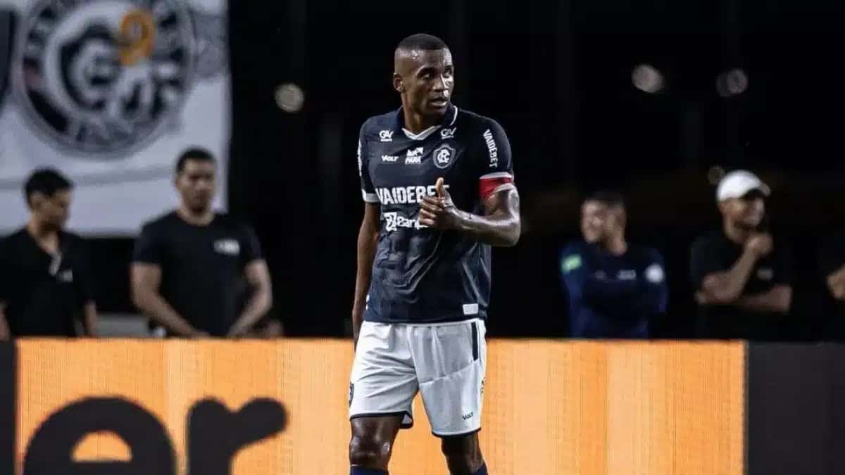 Marllon, zagueiro e capitão do Remo