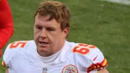 Jordan Devey, campeão do Super Bowl pelo Patriots, morre aos 38 anos