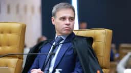 Professora analisa motivos para inquérito sobre Lulinha ser conduzido pelo STF