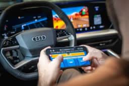 Porsche e Audi lançam plataformas digitais de conectividade para veículos no Brasil