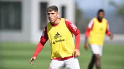 Carlos Palacios, ex-Vasco e Internacional, é investigado por suposto envolvimento em narcotráfico