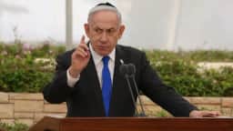 Netanyahu afirma que Israel não recuará até desarmar completamente o Hamas